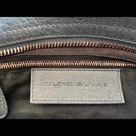 100% Auth Balenciaga City Giant in Anthracite - Picture 4 of 9